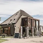 Rustic Getaway W Bikes Callantsoog