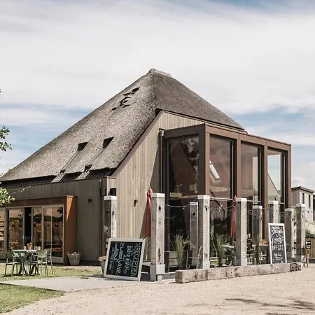 Rustic Getaway W Bikes Callantsoog