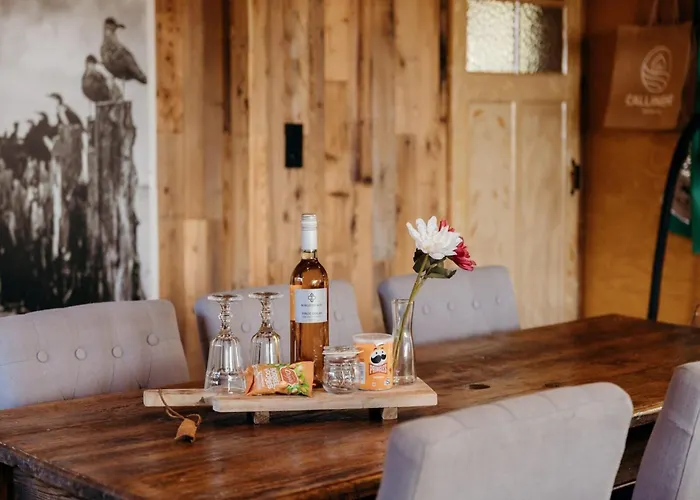 Rustic Getaway W Bikes