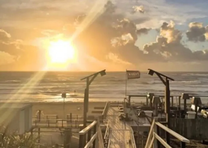 Rustic Getaway W Bikes *